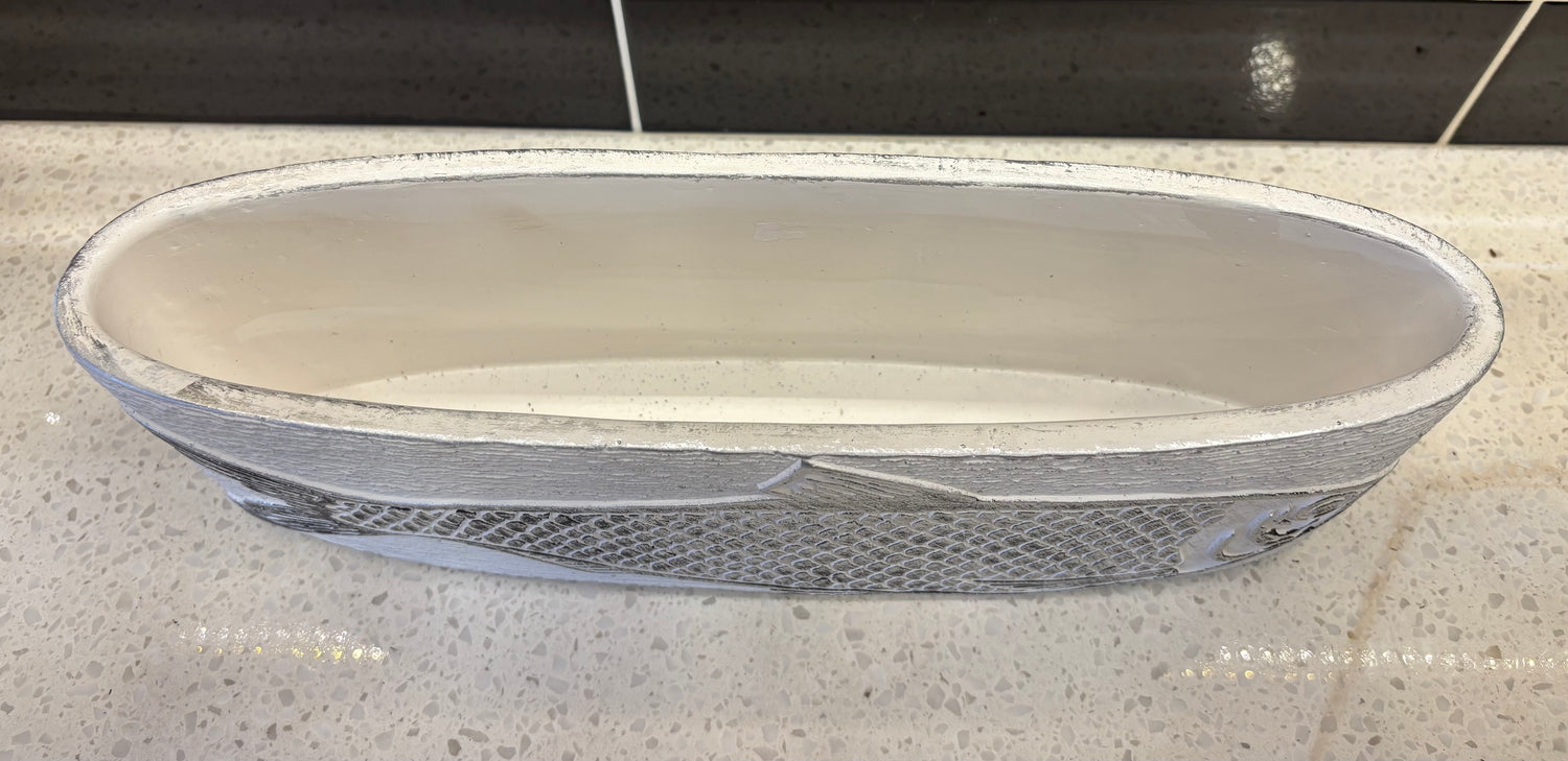 Medium White Oval Silver Fish Pot