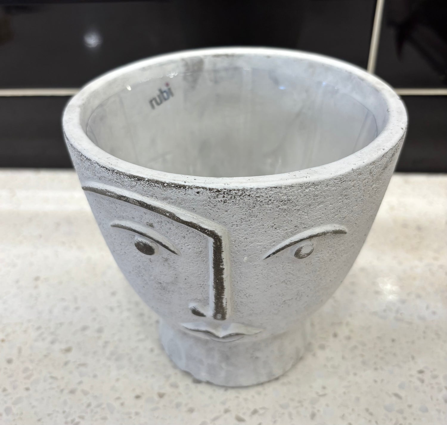 Medium Grey Face Pot