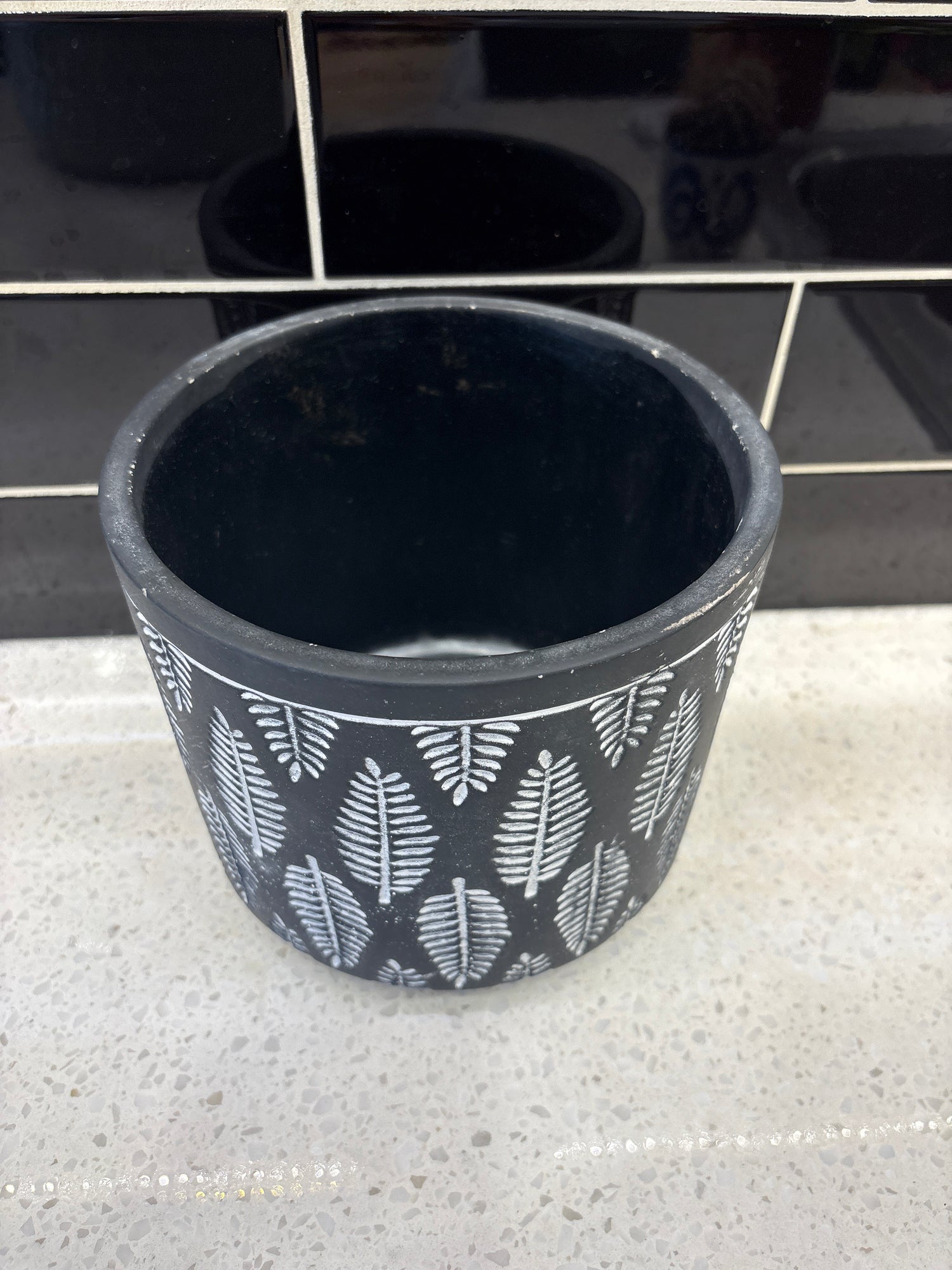 Medium Black Pot w/ White Leaf Design