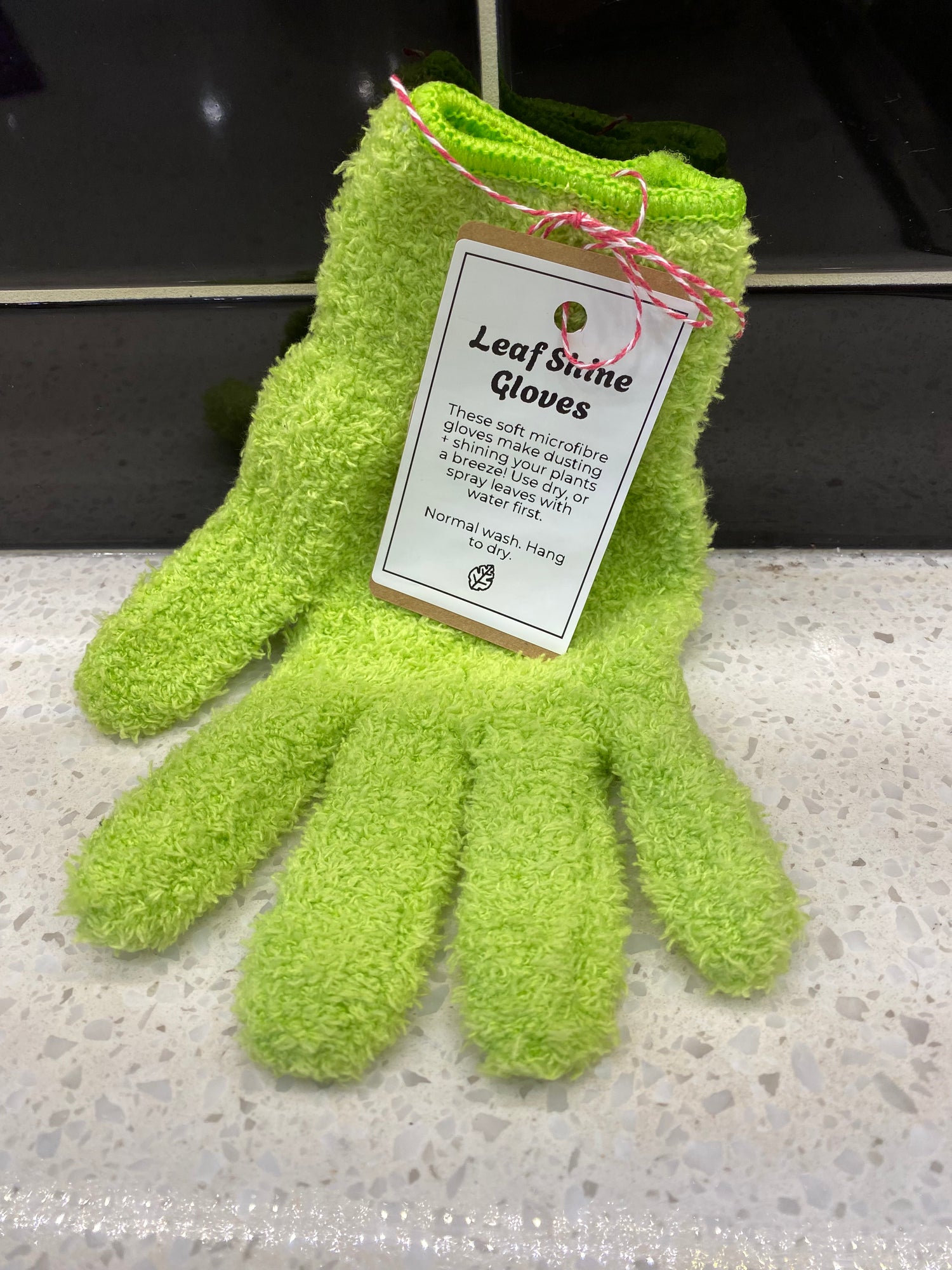 Leaf Shine Gloves