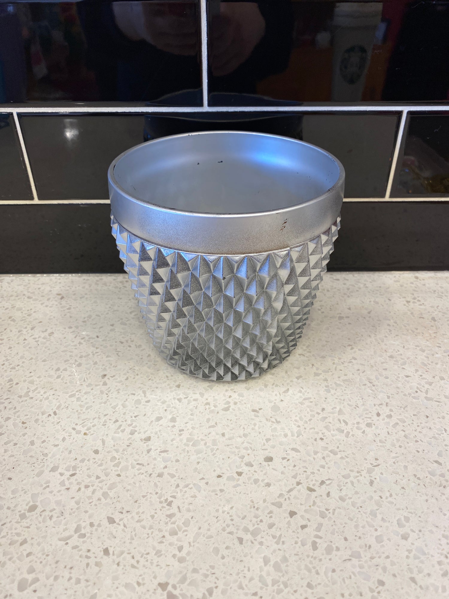 Medium Silver Diamond Pot