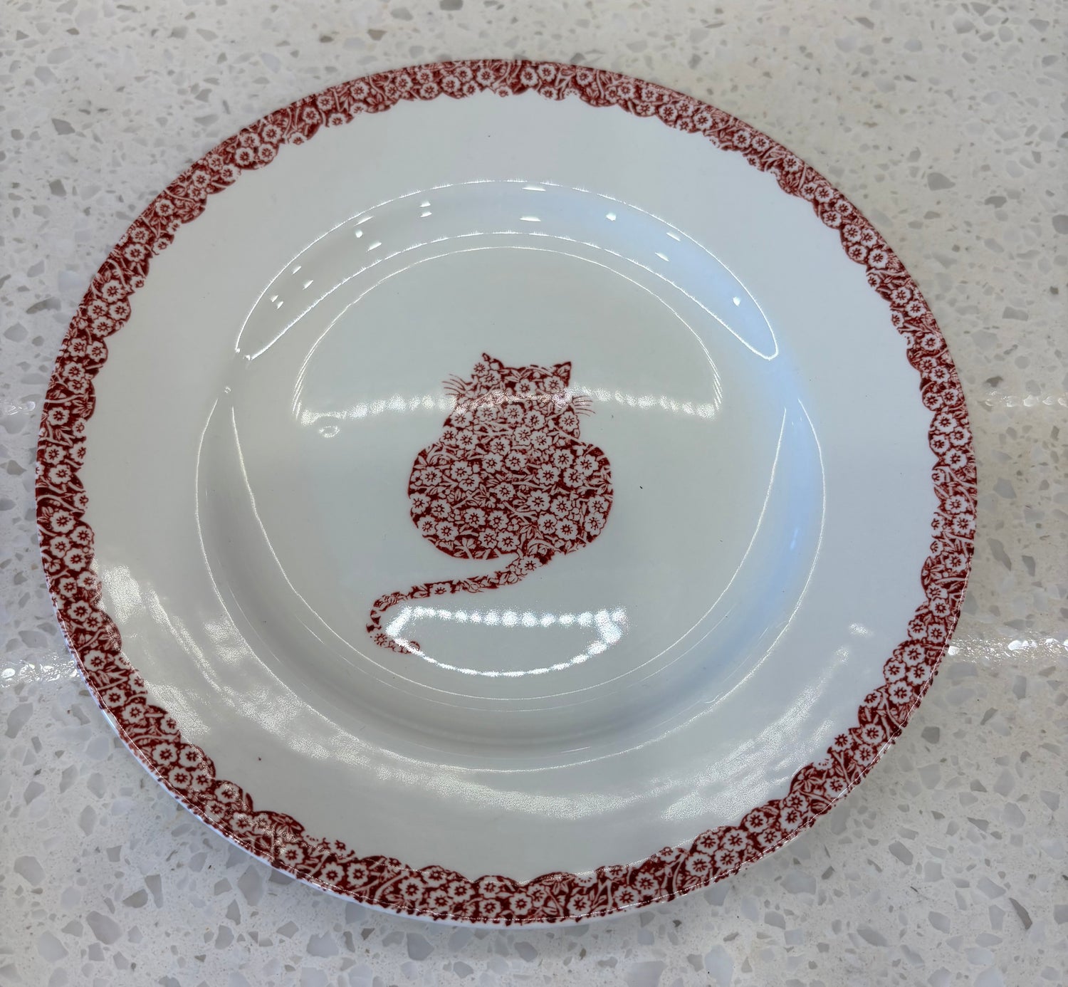 Medium Round Cream & Red Cat Plant Tray