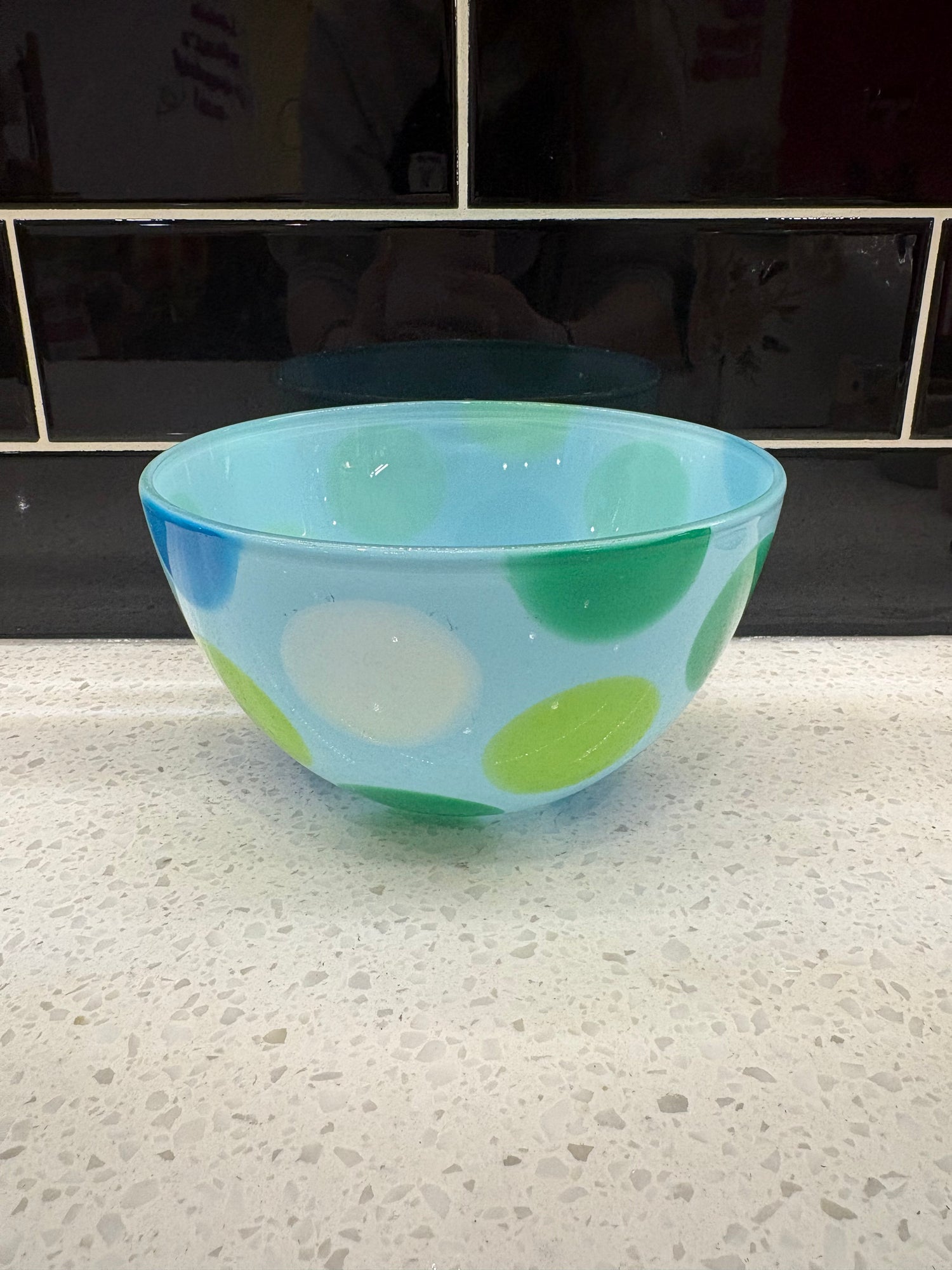 Medium turquoise polka dot pot