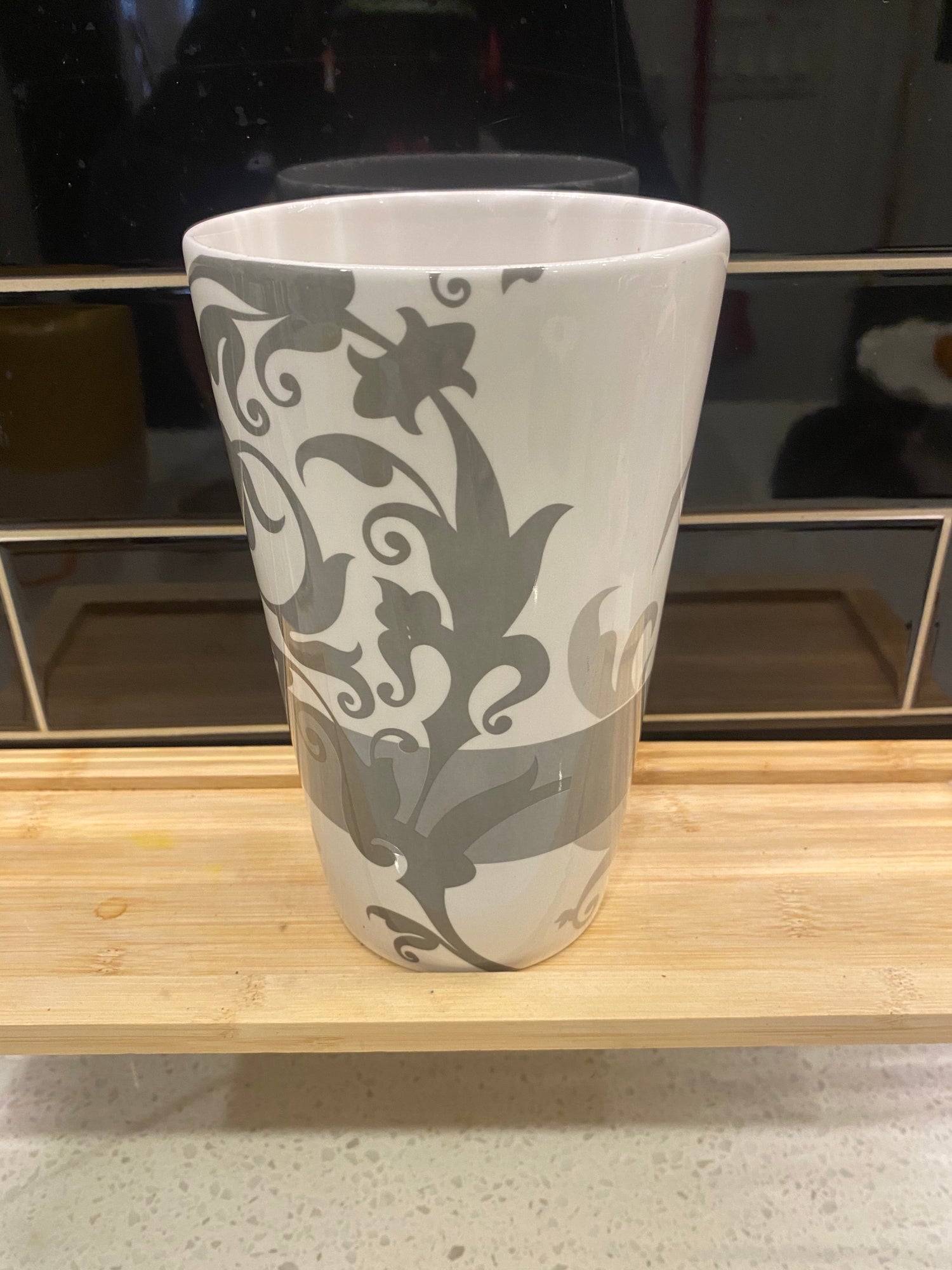 Tall white and grey patterned Pot