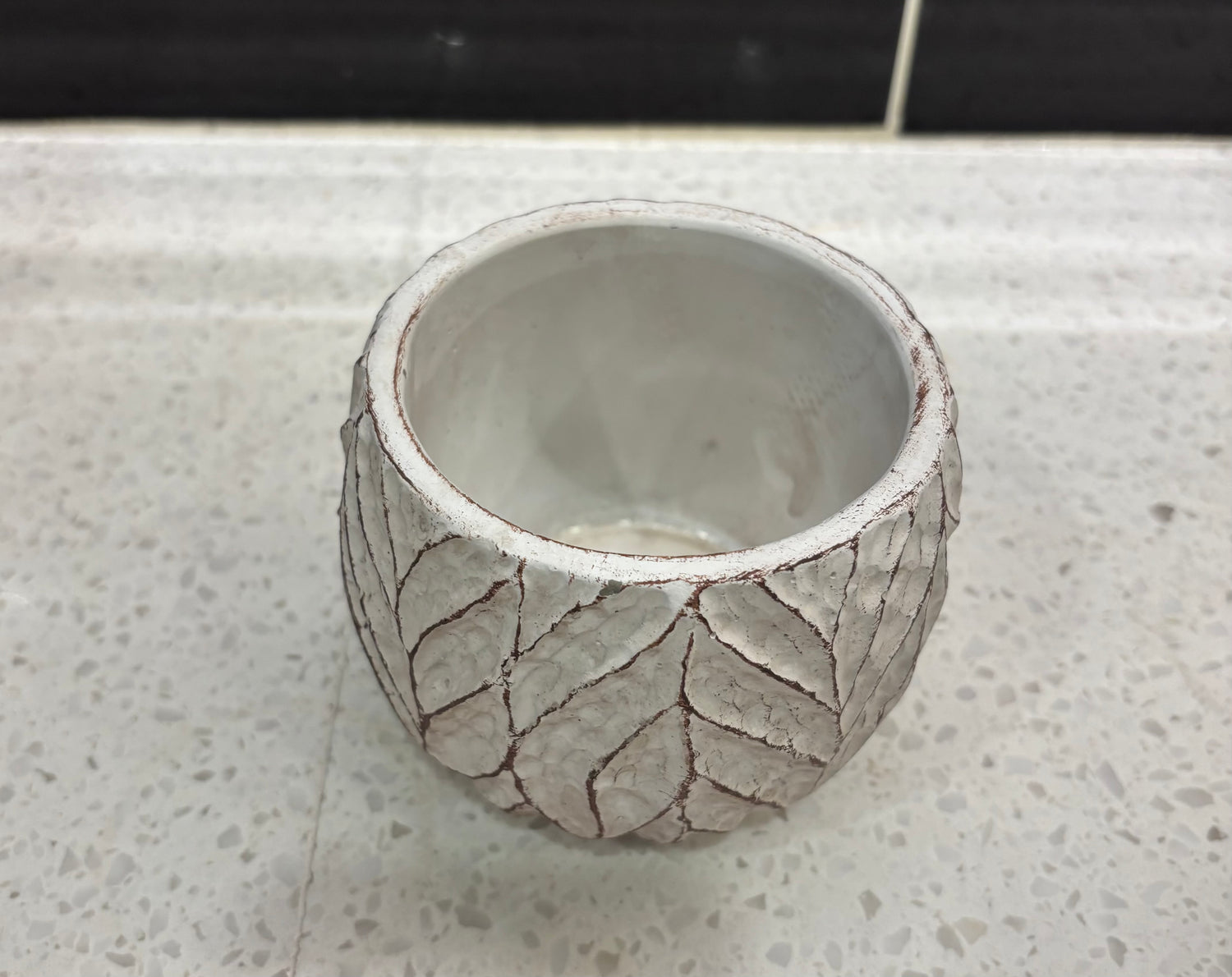 Small Willow Design Pot