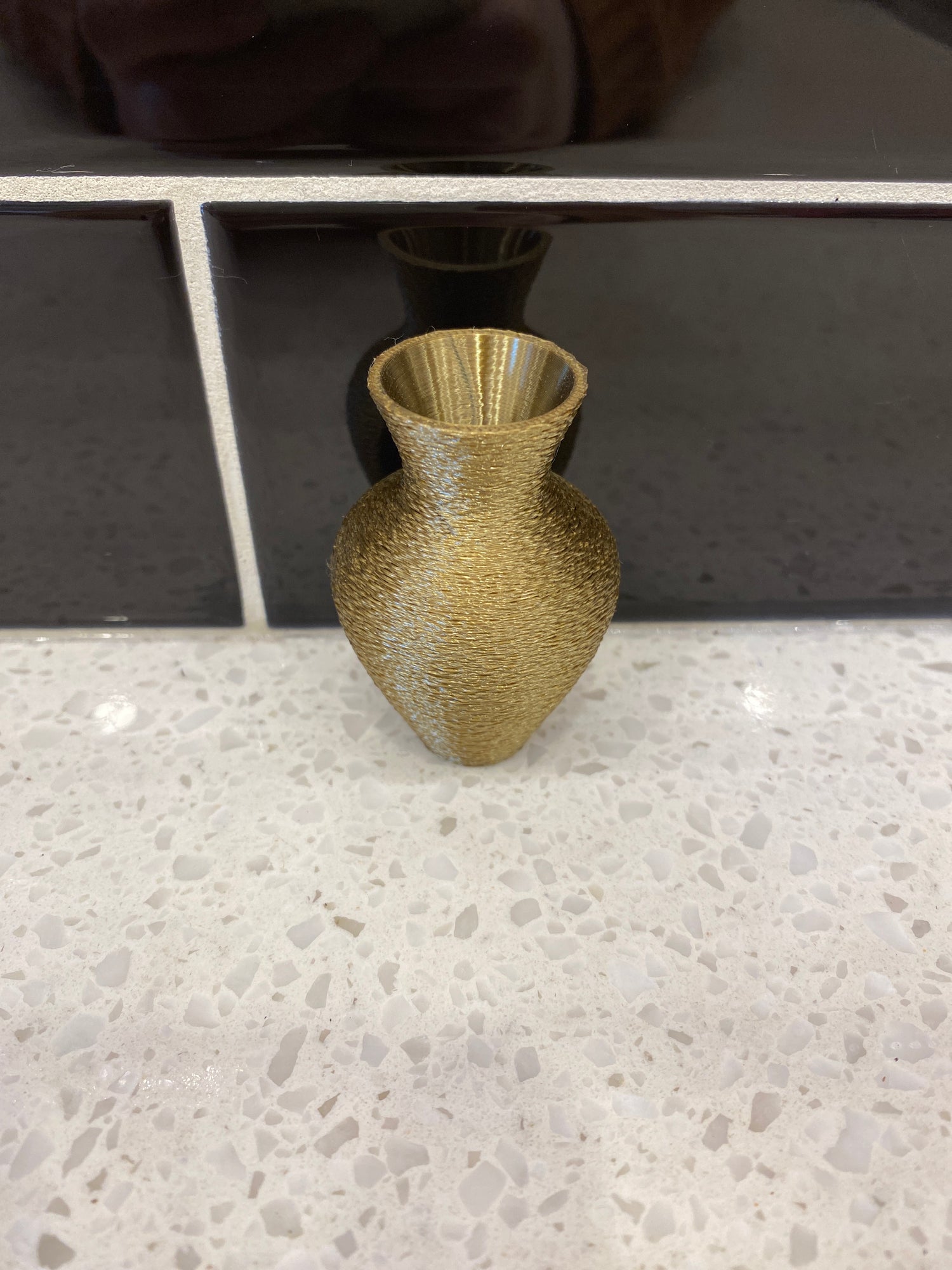 3D-Printed Mini Magnet Vases