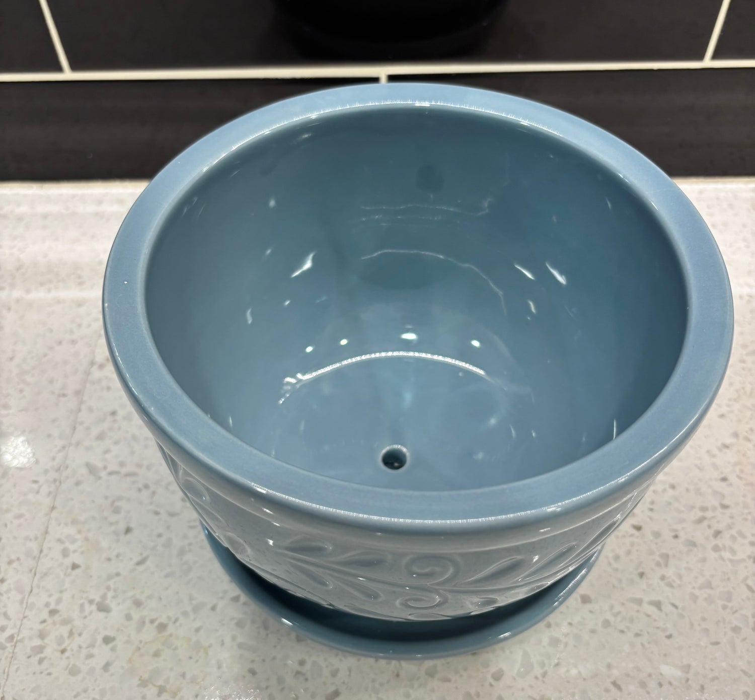 Medium Blue Pot with Leaf Design