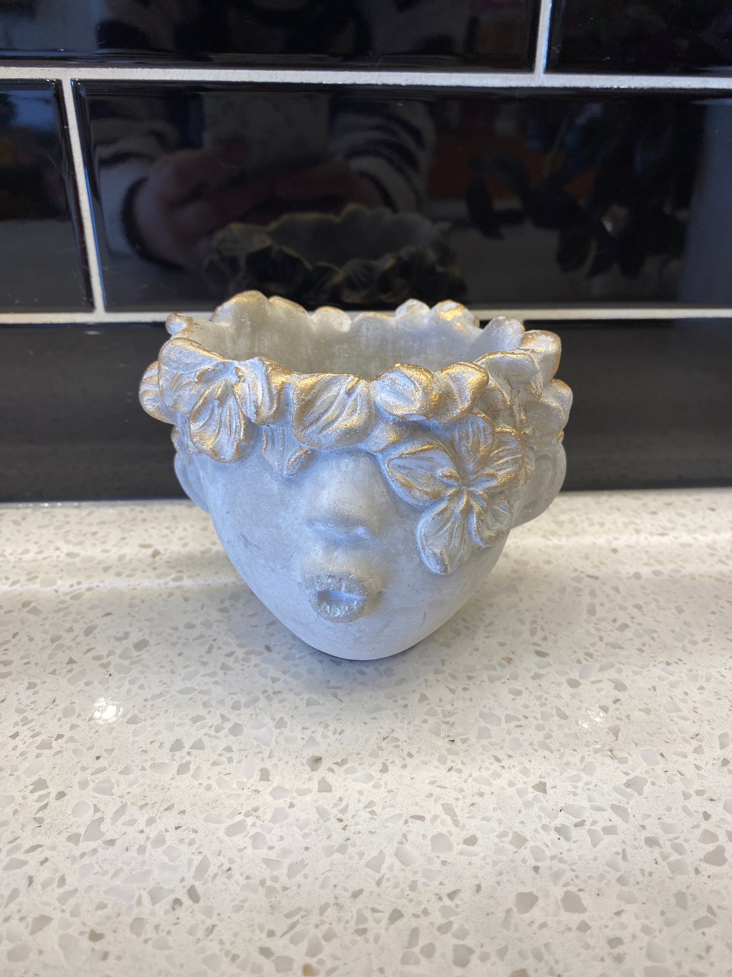 Small Flower Face Pot