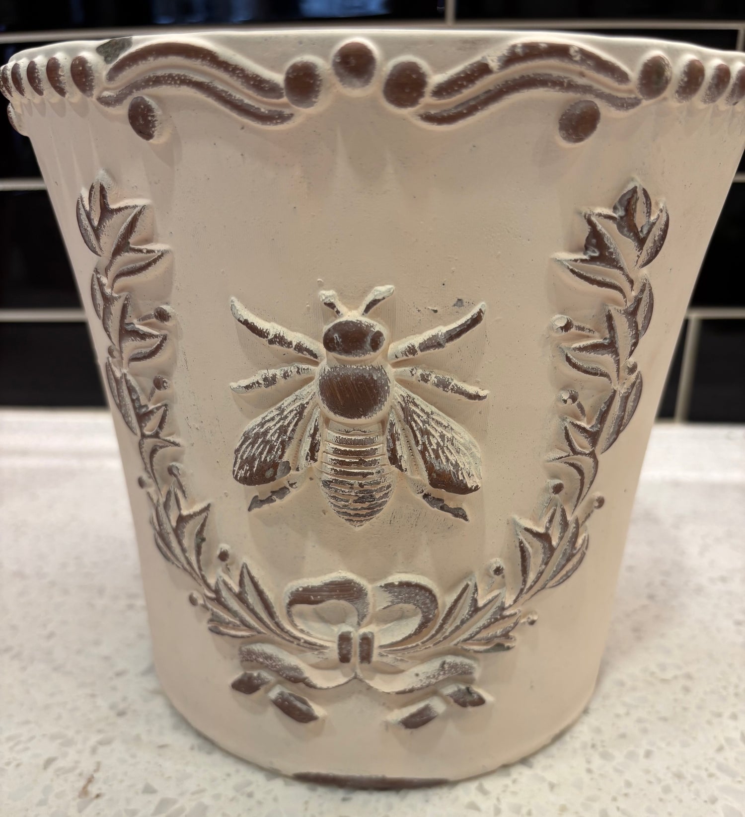 Medium Cream Coloured Bee w/ Design Pot