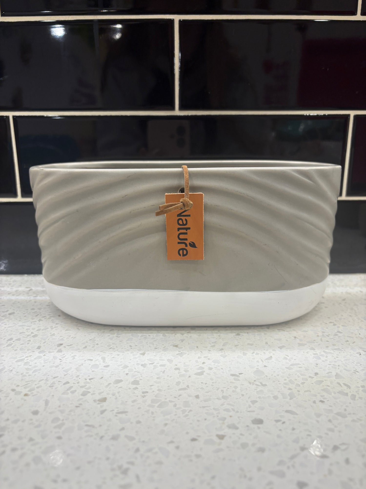 Medium grey oblong pot w/white bottom