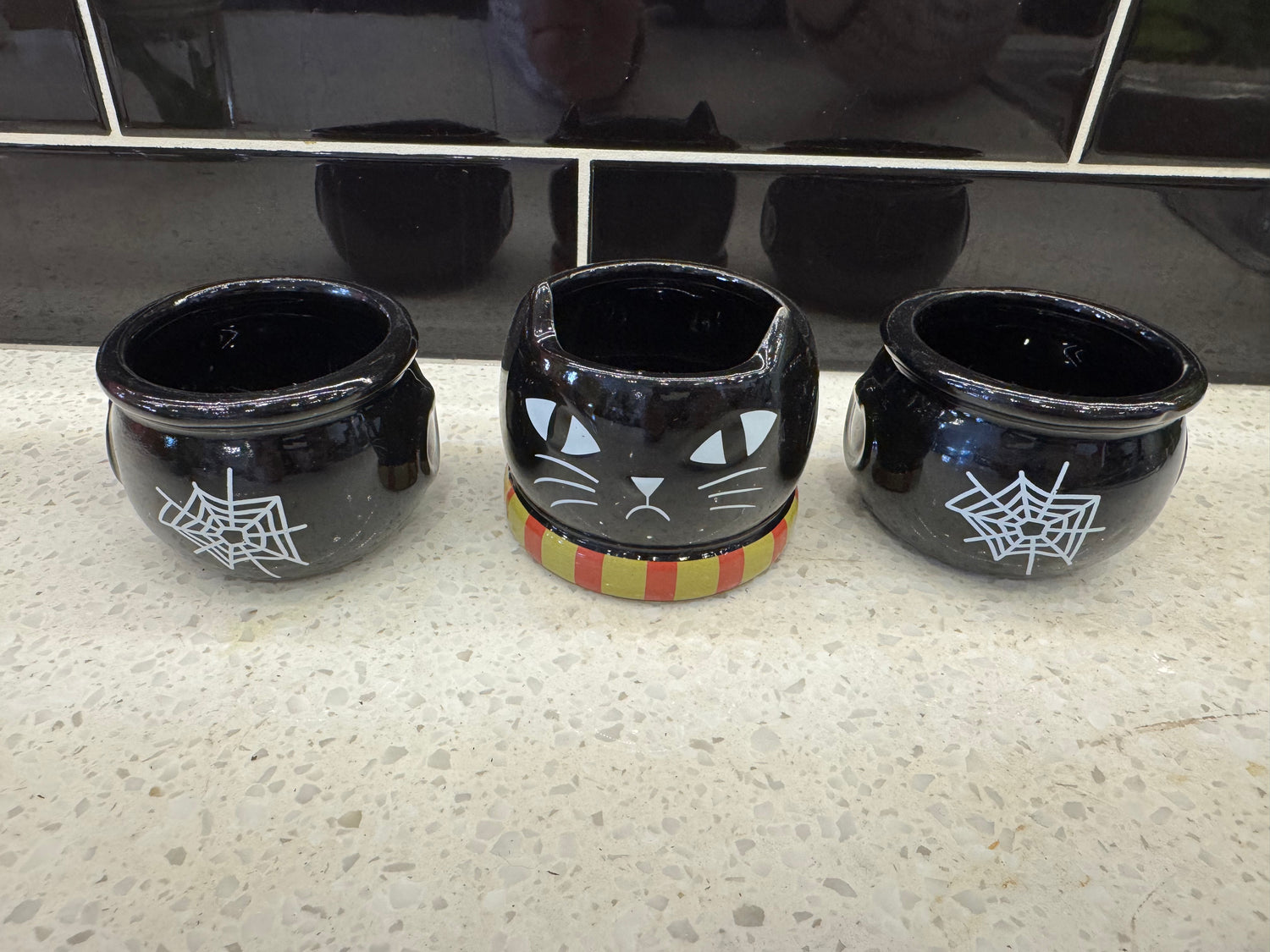 3pc Spooky Kitty Cat with Cauldrons Small Pot Set